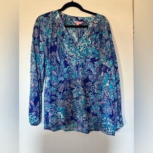 EUC Lilly Pulitzer Elsa Top - Large